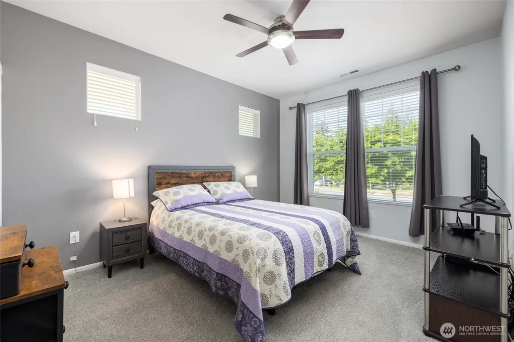 232 Sinclair Alley Mount Vernon WA 98274