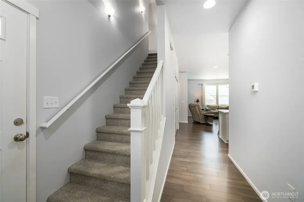 232 Sinclair Alley Mount Vernon WA 98274