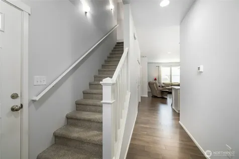 232 Sinclair Alley Mount Vernon WA 98274