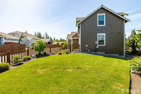 232 Sinclair Alley Mount Vernon WA 98274
