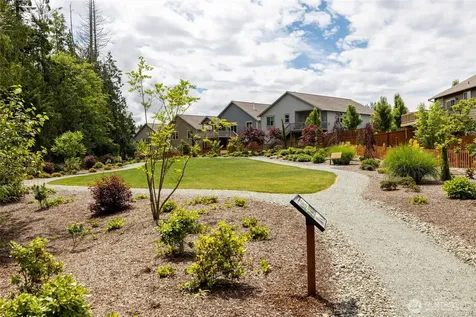 232 Sinclair Alley Mount Vernon WA 98274