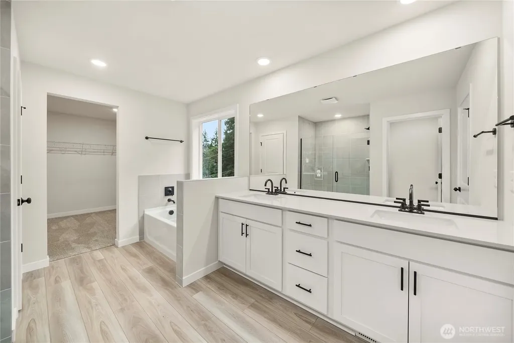 3975 Flat Top Drive Bremerton WA 98312