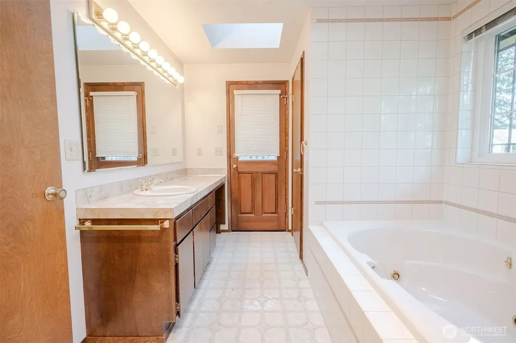 8017 47th Place W Mukilteo WA 98275
