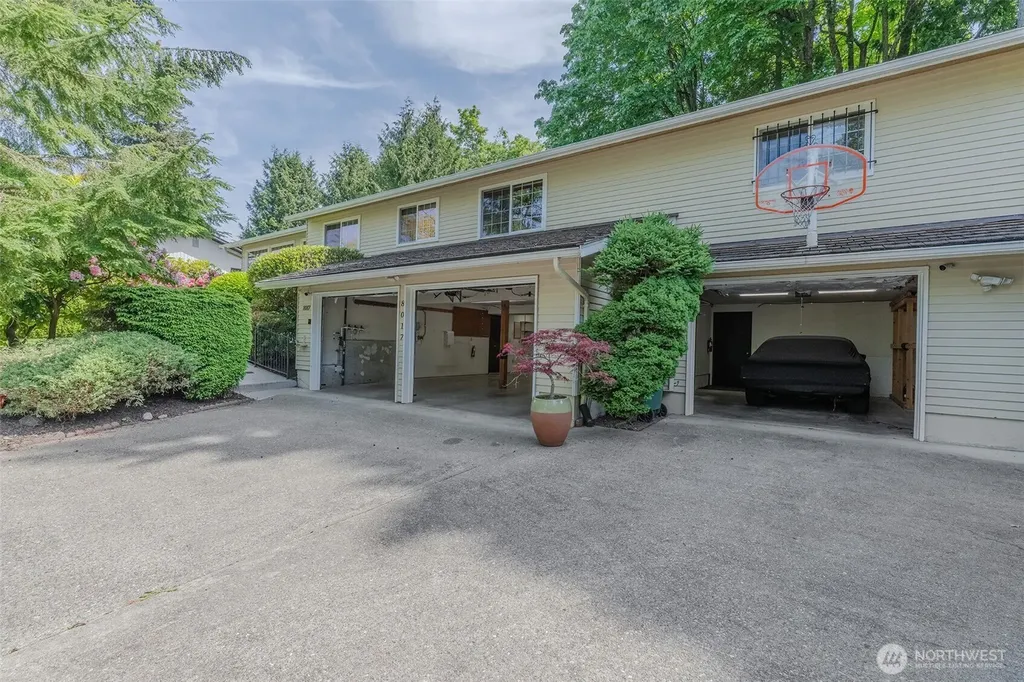 8017 47th Place W Mukilteo WA 98275