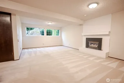 8017 47th Place W Mukilteo WA 98275