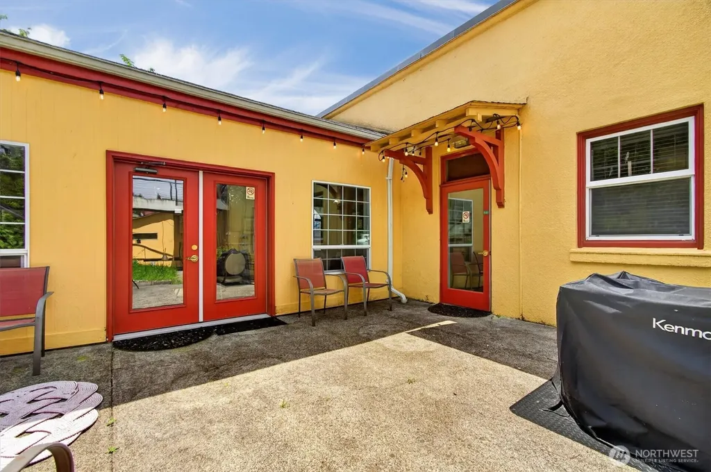 69 Main Street Cathlamet WA 98612