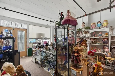 69 Main Street Cathlamet WA 98612