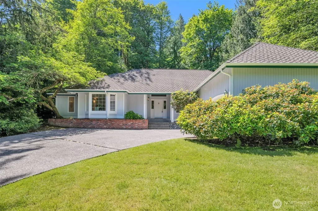 3255 Sierra Court SW Issaquah WA 98027