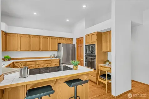 3255 Sierra Court SW Issaquah WA 98027
