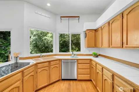 3255 Sierra Court SW Issaquah WA 98027