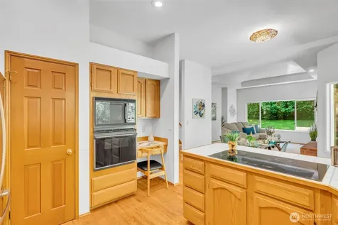 3255 Sierra Court SW Issaquah WA 98027