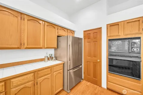 3255 Sierra Court SW Issaquah WA 98027