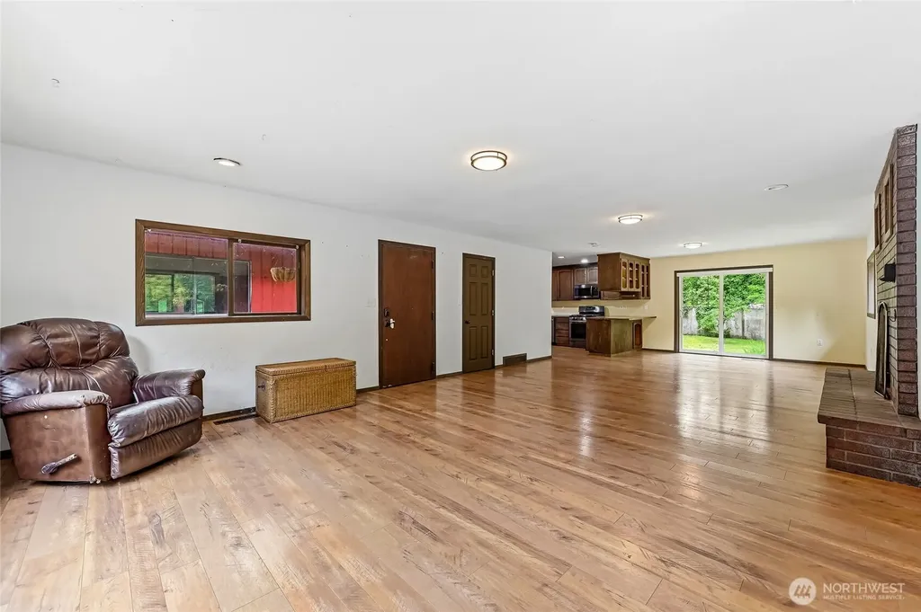 8221 308th Avenue SE Issaquah WA 98027