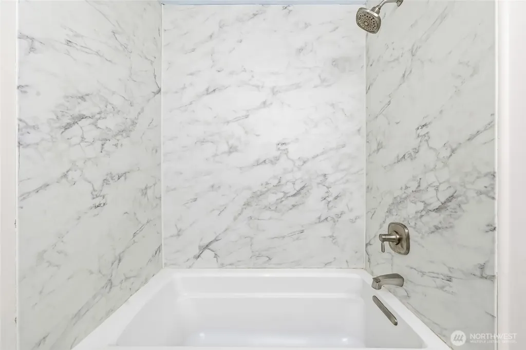 8221 308th Avenue SE Issaquah WA 98027
