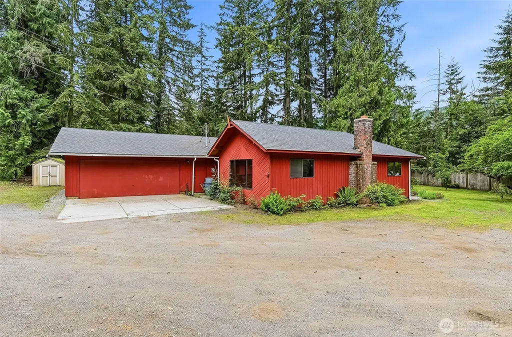 8221 308th Avenue SE Issaquah WA 98027