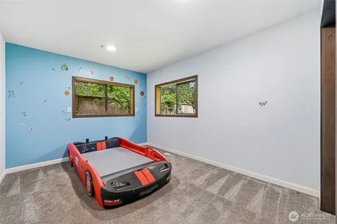 8221 308th Avenue SE Issaquah WA 98027
