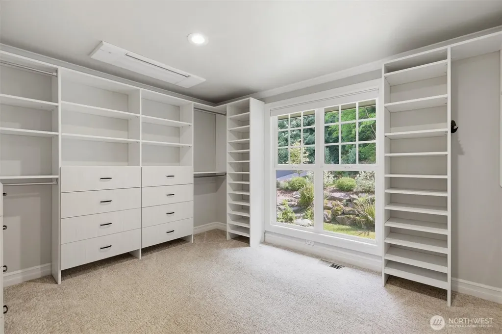 20224 SE 26th Street Sammamish WA 98075