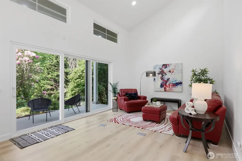 20224 SE 26th Street Sammamish WA 98075
