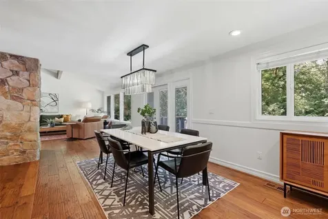 20224 SE 26th Street Sammamish WA 98075