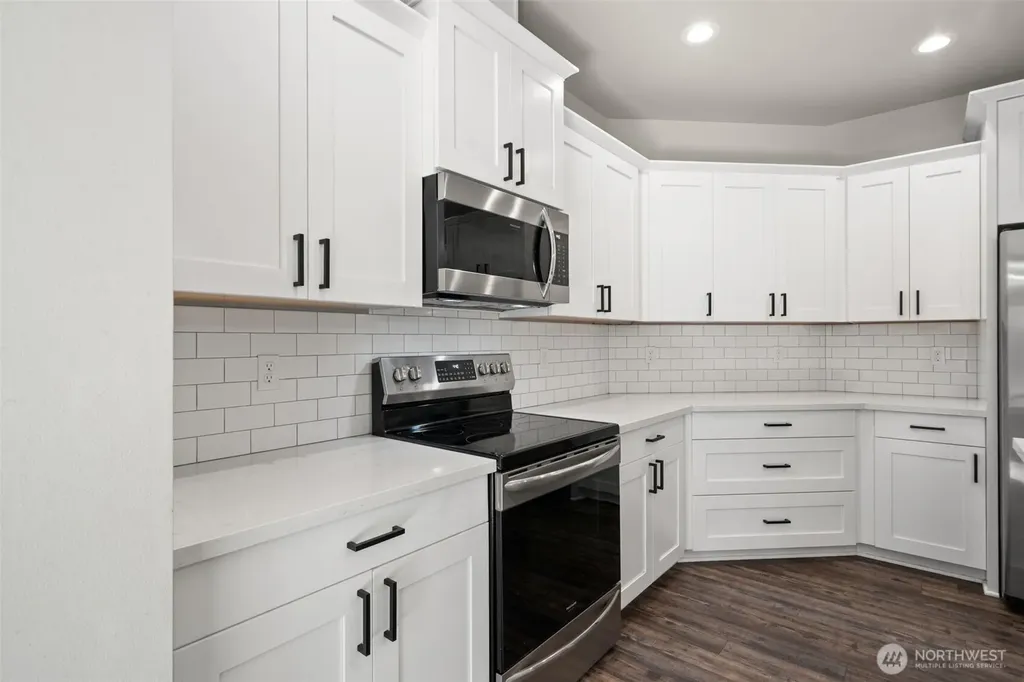 5144 Victory Drive SW Port Orchard WA 98367