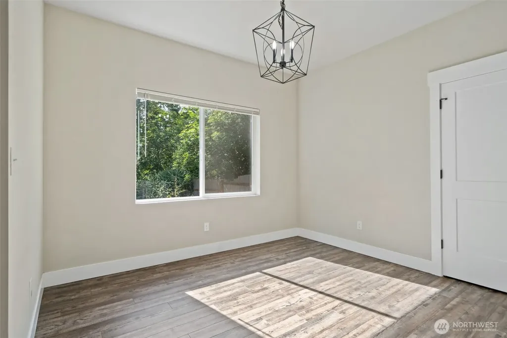 5144 Victory Drive SW Port Orchard WA 98367