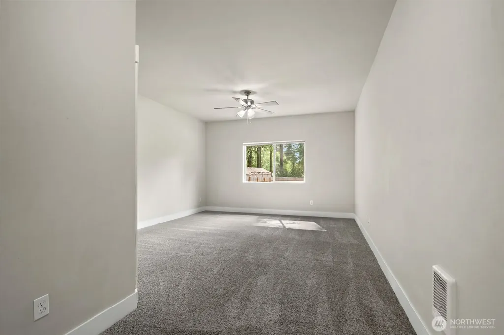 5144 Victory Drive SW Port Orchard WA 98367