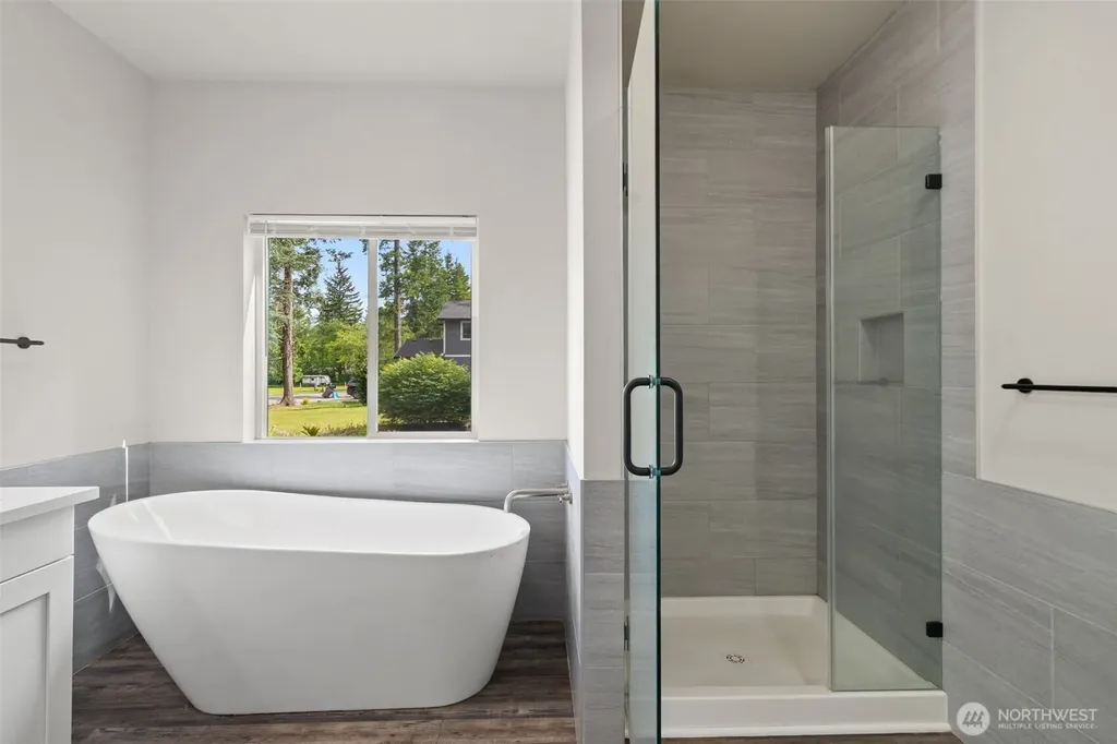 5144 Victory Drive SW Port Orchard WA 98367
