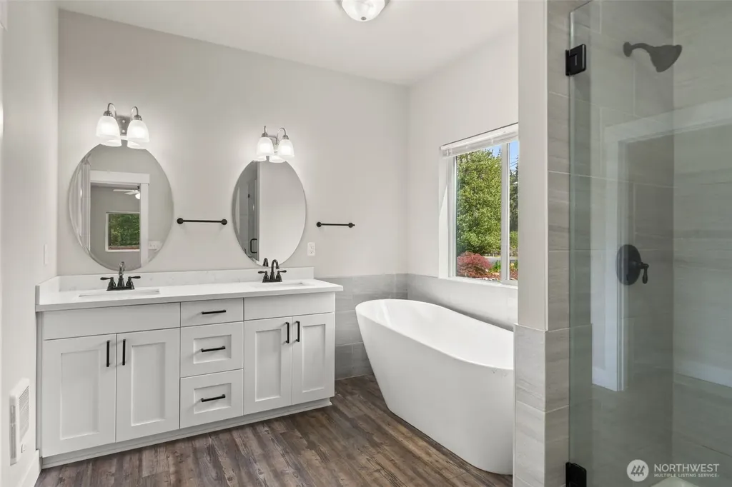 5144 Victory Drive SW Port Orchard WA 98367
