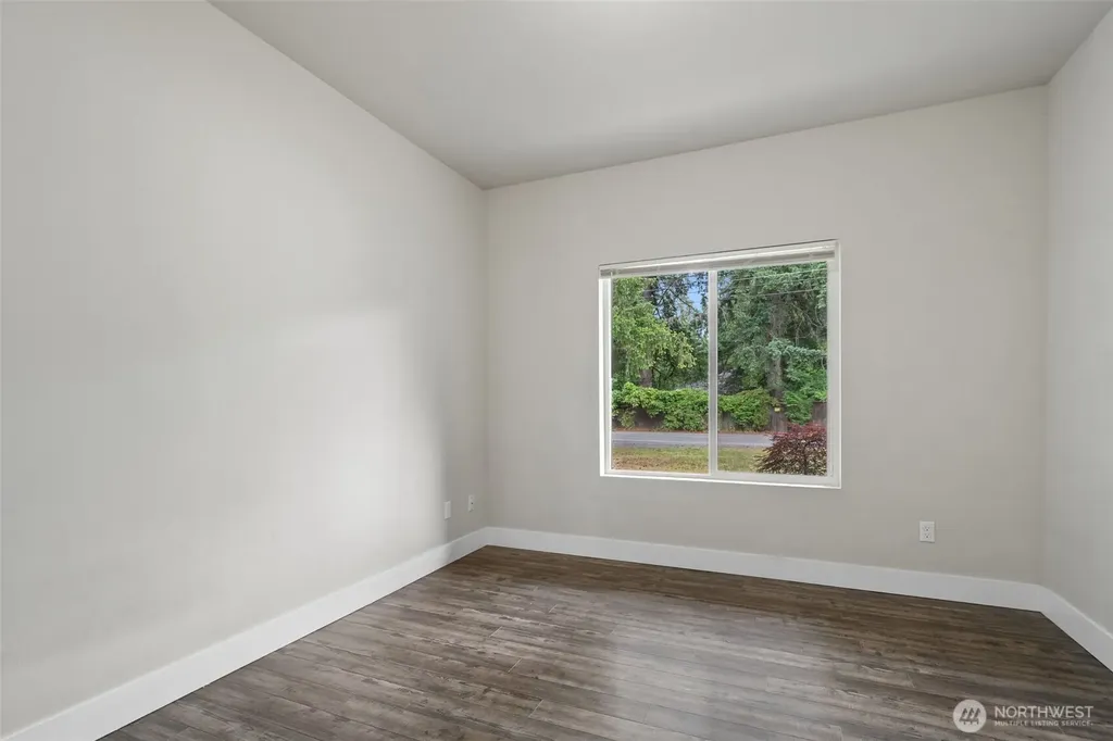 5144 Victory Drive SW Port Orchard WA 98367
