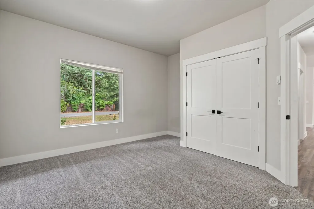 5144 Victory Drive SW Port Orchard WA 98367