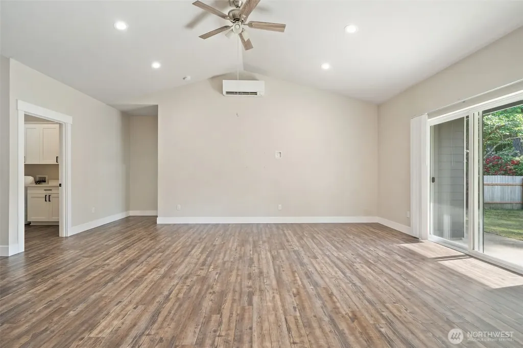 5144 Victory Drive SW Port Orchard WA 98367