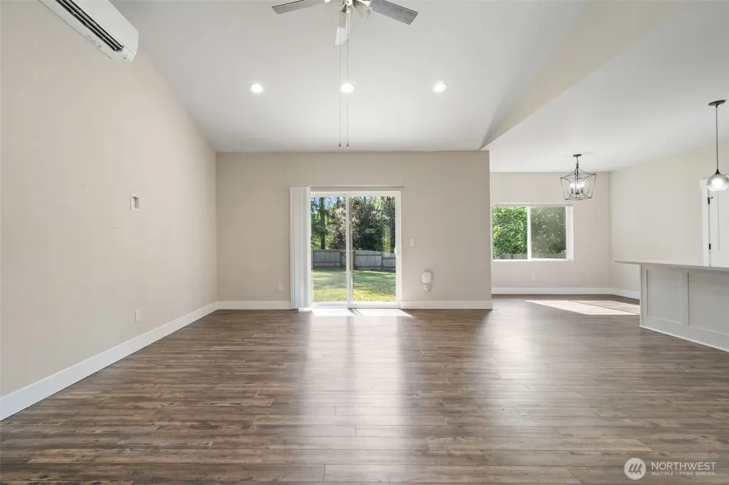 5144 Victory Drive SW Port Orchard WA 98367