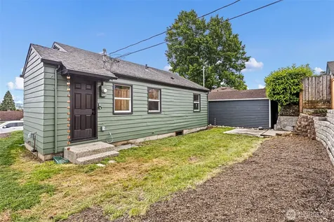 1624 Pine Street Everett WA 98201