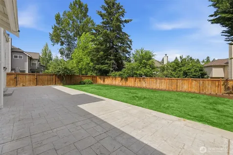 26032 SE 39th Way Sammamish WA 98029