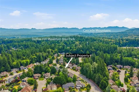 26032 SE 39th Way Sammamish WA 98029