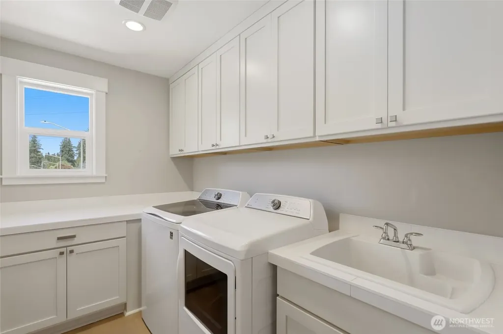 9307 NE 173rd Street Bothell WA 98011