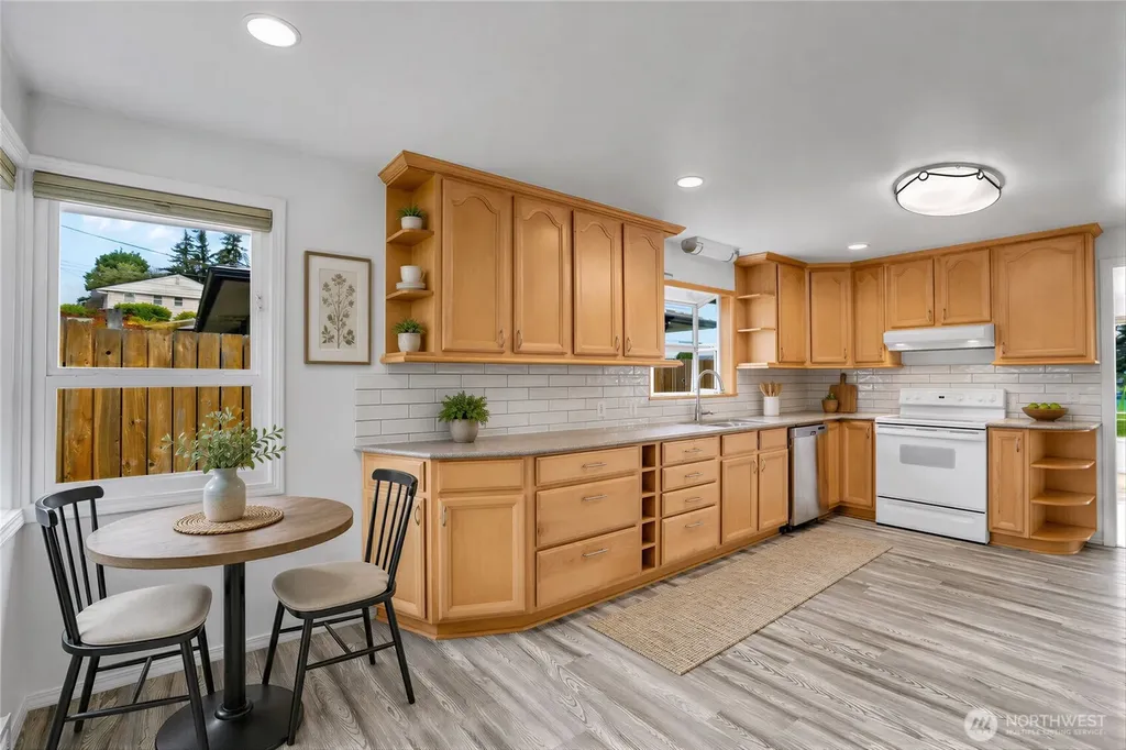 4828 Rucker Avenue Everett WA 98203