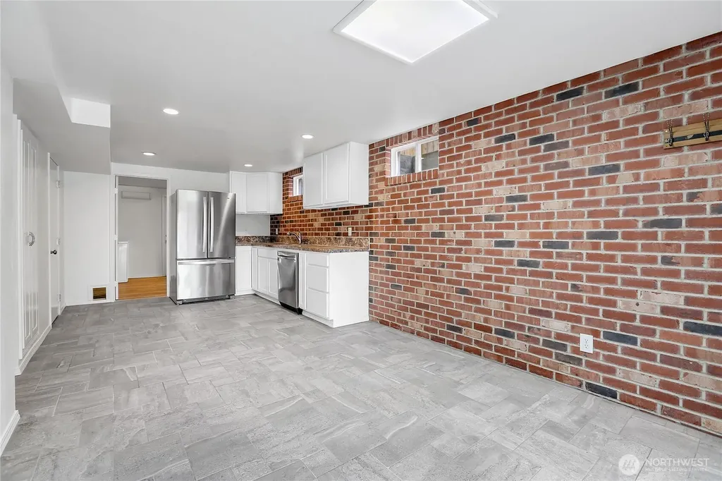 4828 Rucker Avenue Everett WA 98203