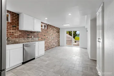 4828 Rucker Avenue Everett WA 98203