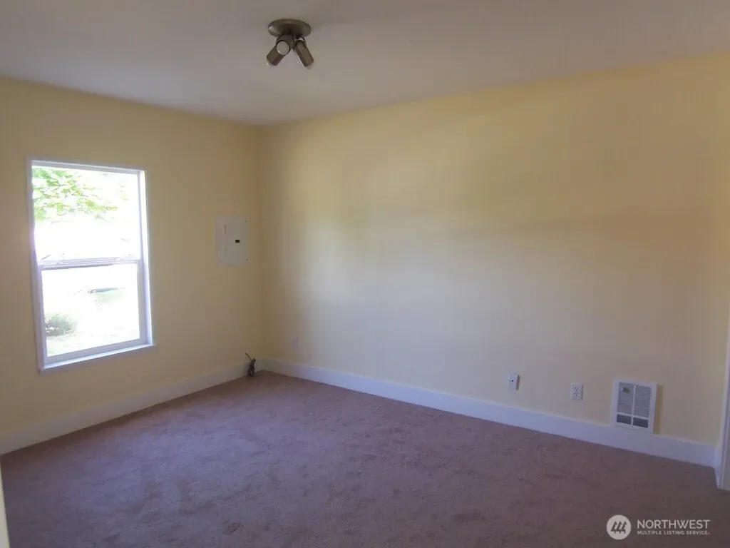 805 S Donovan Street Seattle WA 98108