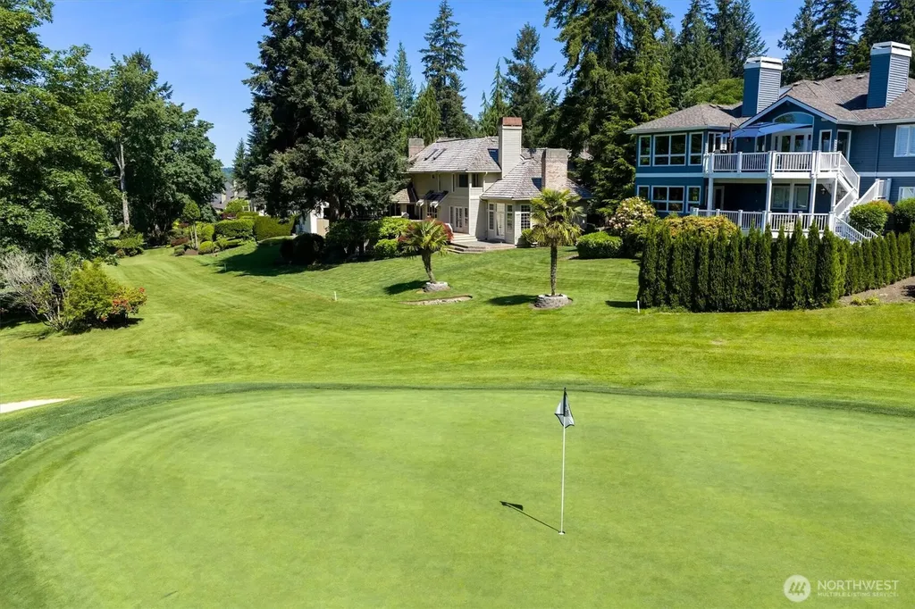 13713 209th Avenue NE Woodinville WA 98077
