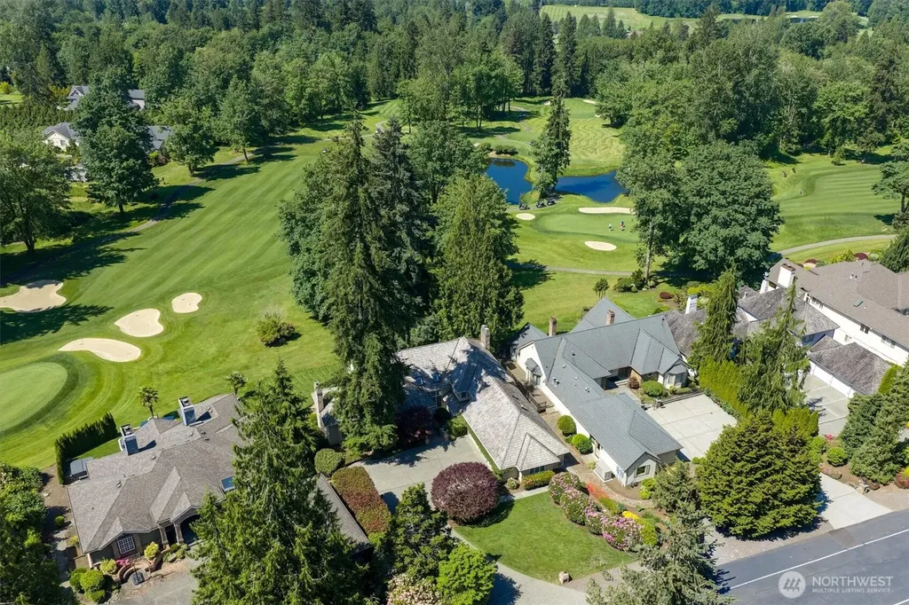 13713 209th Avenue NE Woodinville WA 98077
