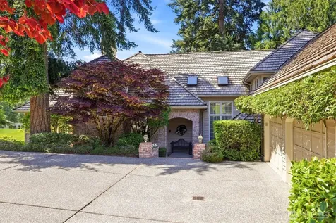 13713 209th Avenue NE Woodinville WA 98077