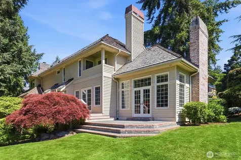 13713 209th Avenue NE Woodinville WA 98077