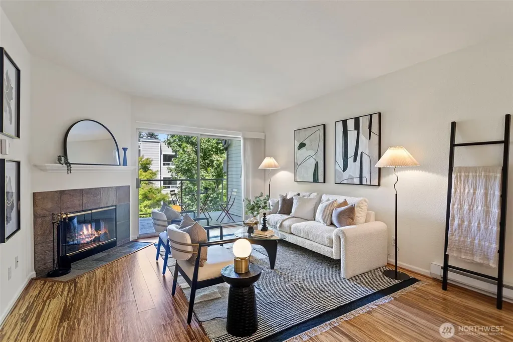 2760 76th Avenue SE Mercer Island WA 98040