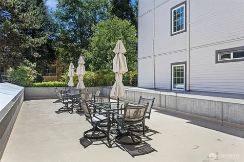 2760 76th Avenue SE Mercer Island WA 98040