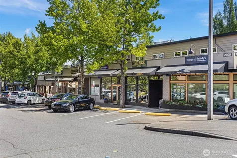 2760 76th Avenue SE Mercer Island WA 98040