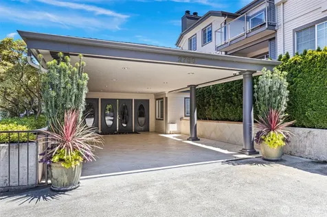 2760 76th Avenue SE Mercer Island WA 98040