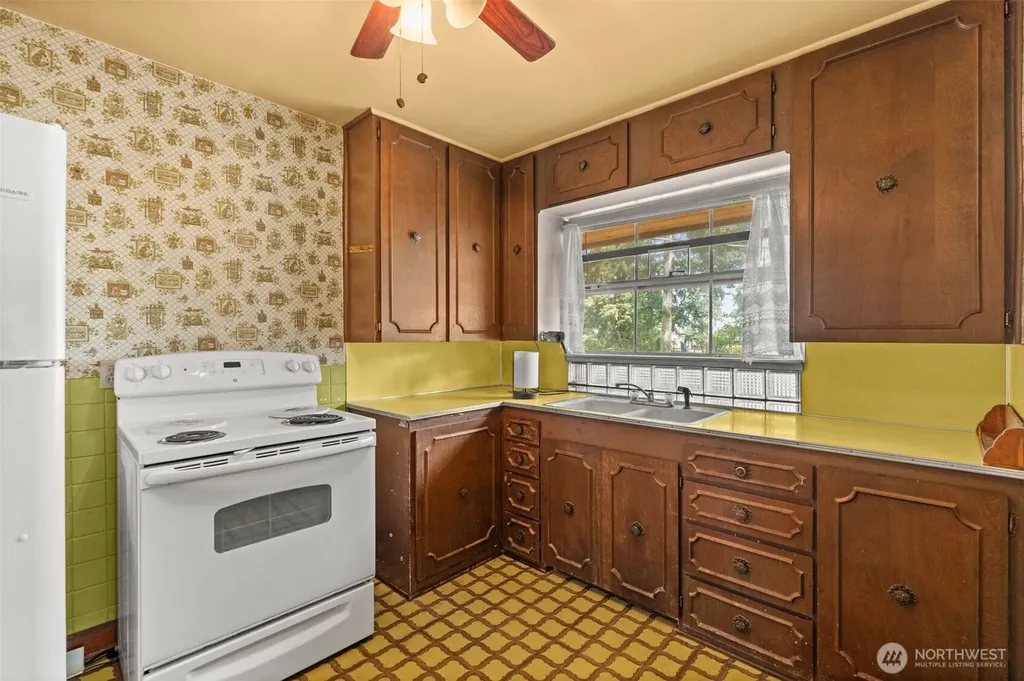 15202 Washington Avenue SW Lakewood WA 98498