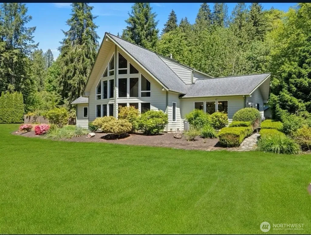 20412 133rd Street NE Granite Falls WA 98252